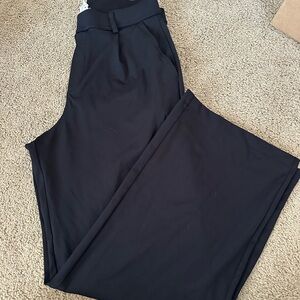 HALARA Black Wide-Leg Pull-On Trousers